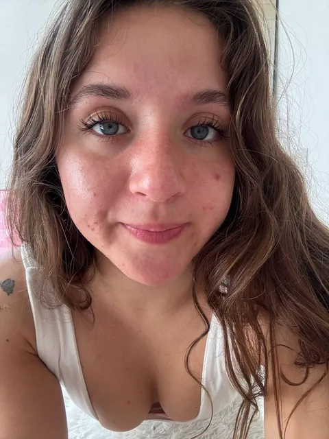 Weekends mean it’s braless day