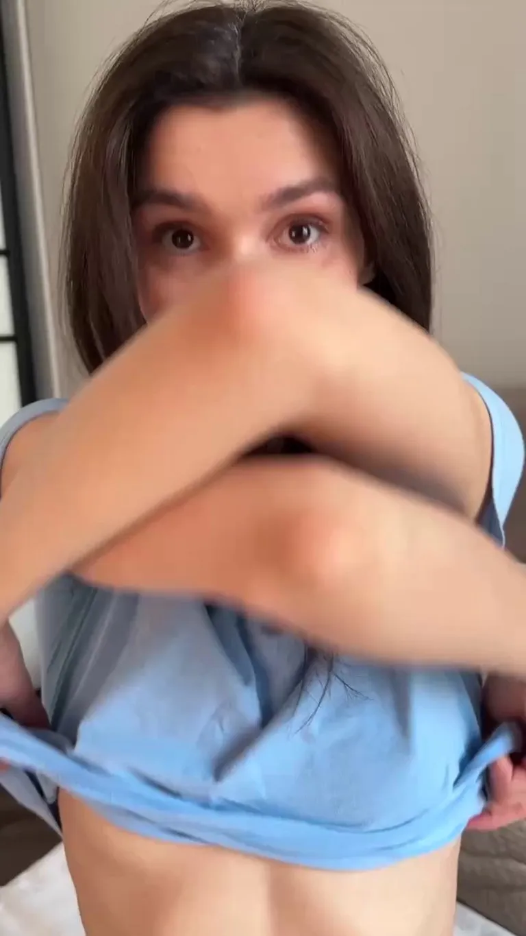 Men, do girls with tiny boobs deserve love