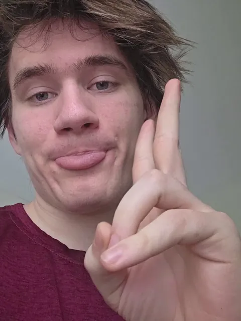 Lol im tried but just noticed my big old bulge 😅 (19)