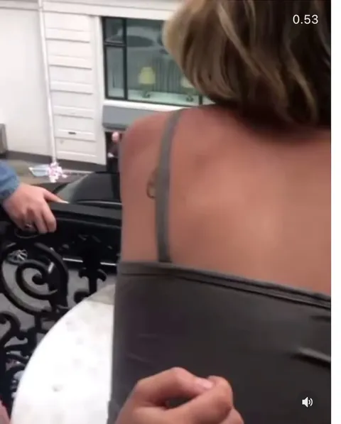 Former US president Barack Obama came across a choir of Danish girls practicing their singing in their apartment with their balcony doors open. He kindly asked them if they would keep singing for him to enjoy. Credit to @ungklang_ on Instagram