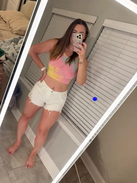 Just a hot mom getting naked for you.