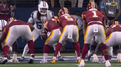 [Injury] Tom Brady drops "Oh Shit" during Jayden Daniels replay injury