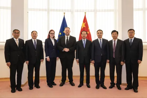 After seven years of diplomatic freeze, the European Parliament and the People's Congress of China held the first EU-China Inter-Parliamentary Meeting (IPM) yesterday