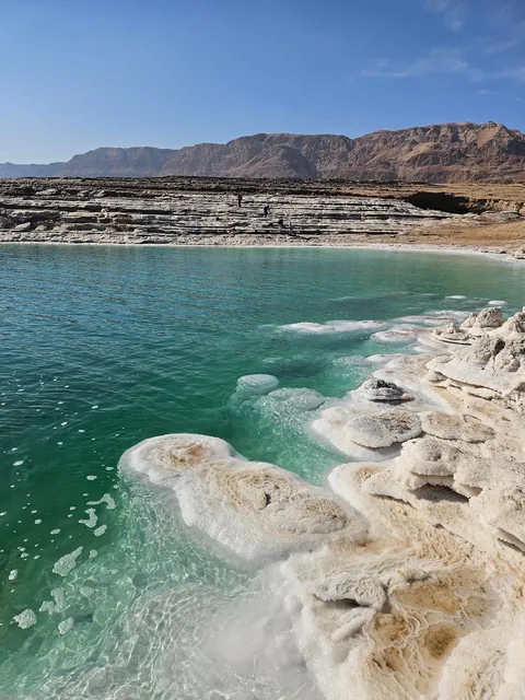 The Dead Sea: a tale in eight pictures