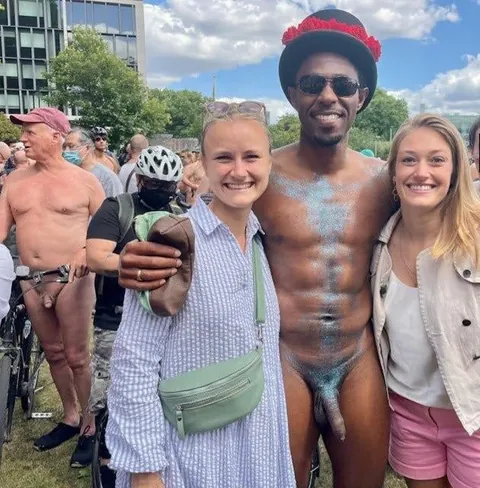 Sexy CFNM