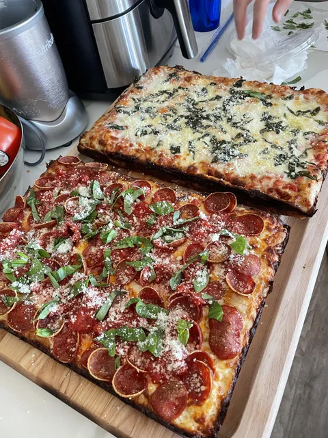 [Homemade] Pizza