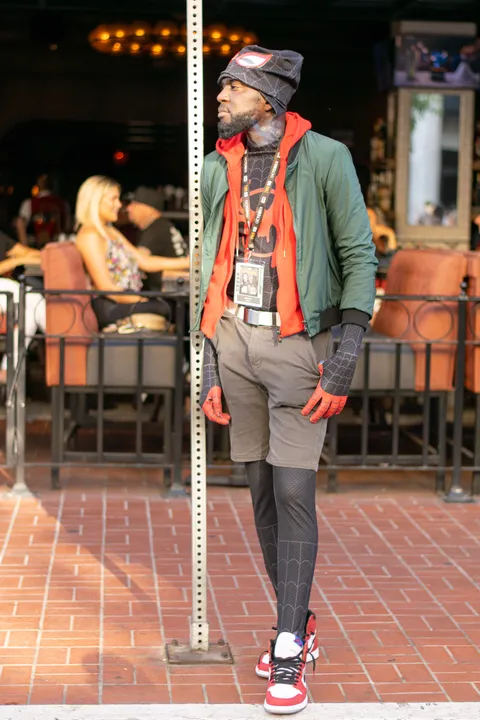 This guy did it right, at Comic Con