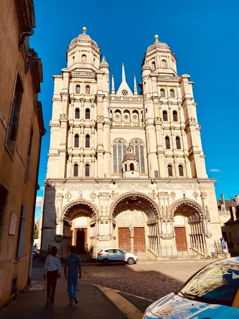 Pictures from my trip through France in the summer