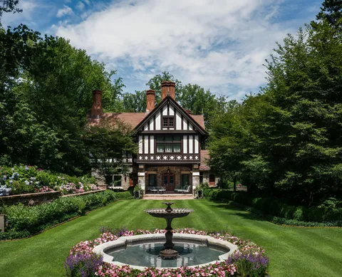 Classy house (Philadelphia Main Line, Pennsylvania, US).