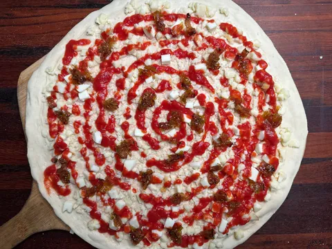 [Homemade] pepperoni and mushroom pizza