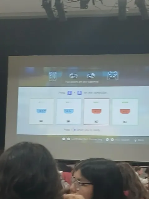 someone hijacked our cafeteria projector and started playing mario kart