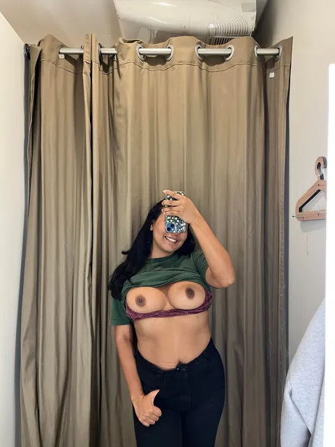 Different selfies in the changing rooms