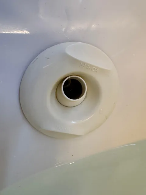 Kohler jetted tub only 1/2 of the jets are working.