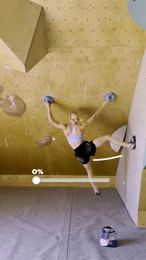 Janja Garnbret's bouldering training