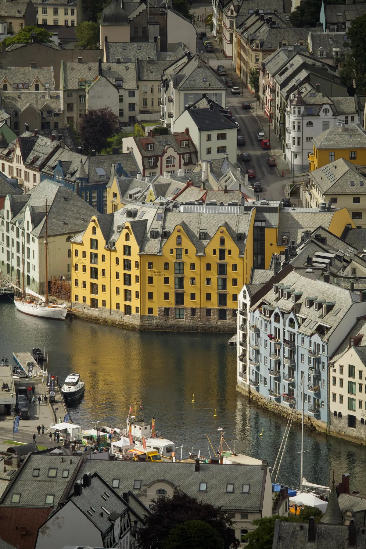 8 summer days in the Norwegian fjords 🌸🌿⛰️