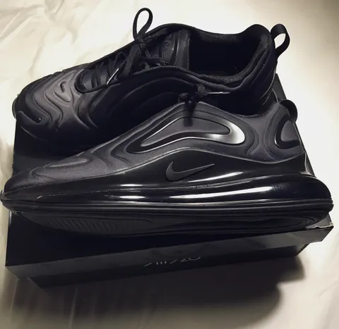 My girl got the chance to be a part of Travis Scott’s Grammy performance tonight and snagged me these unreleased Airmax 720s