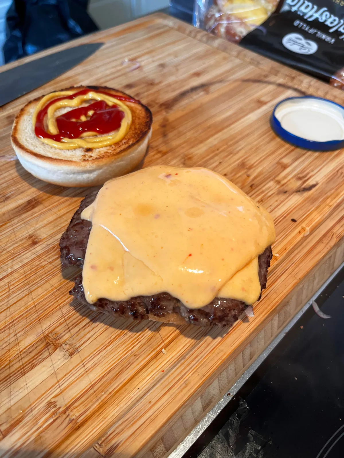 [homemade] Cheeseburger