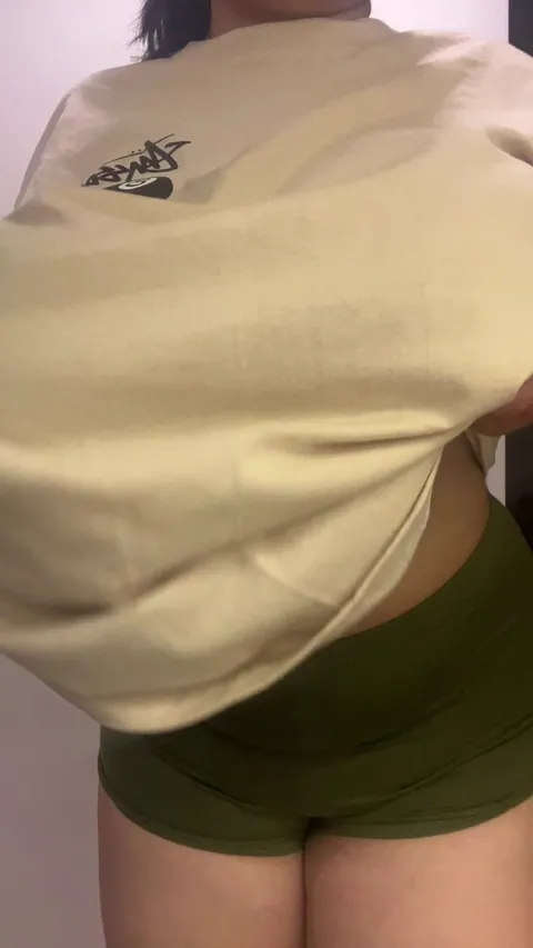 I don't know if you imagined Asian tits this big [Drop]