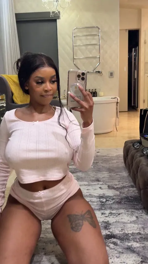 Its perfect for some titty fun [reveal]