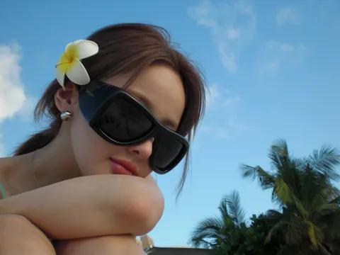 KISS OF LIFE - Belle