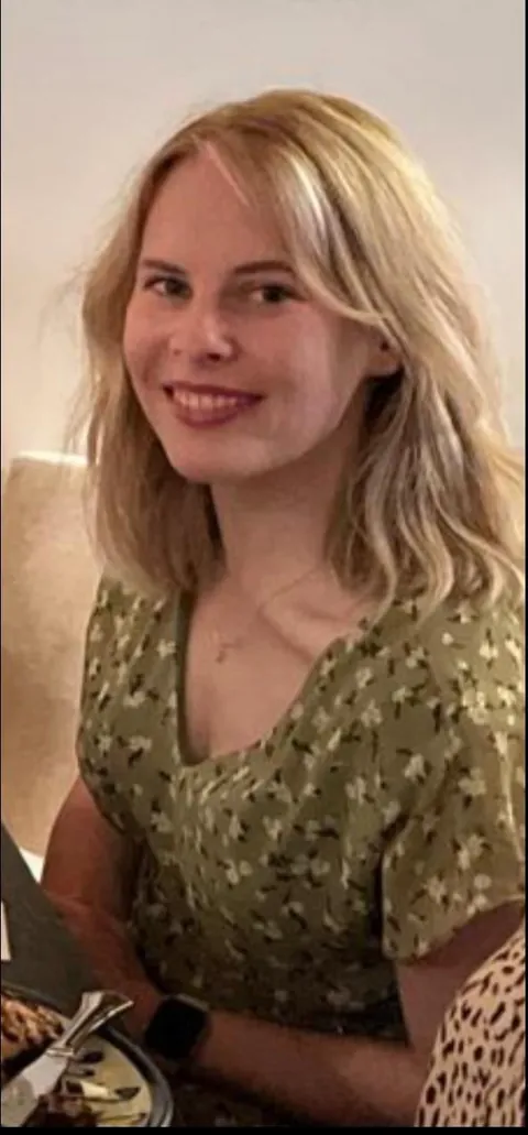 F25. Destroy me like I am destroying my future. Be worse than my inner thoughts)))