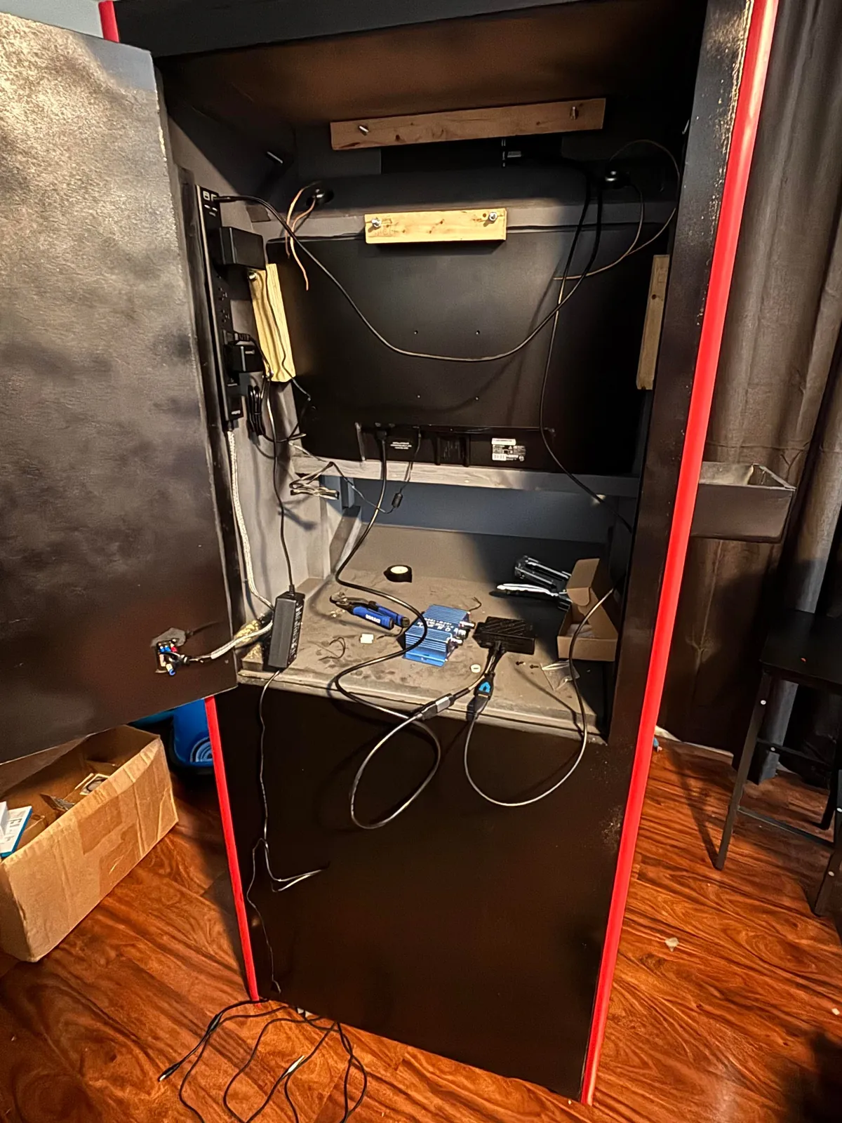 Not sure if this is the right audience