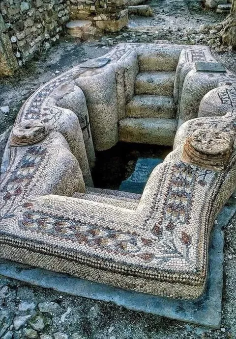 A 1,500-year-old Byzantine bathtub in ancient Sofitola, known today as Sbeitla in Tunisia.