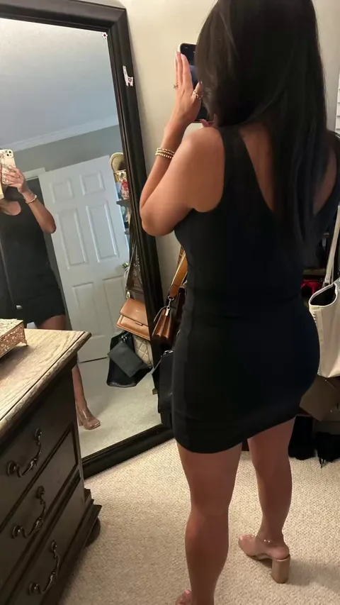 Last night’s fuck session was amazing, all while hubs could just watch me get fucked like i deserve.