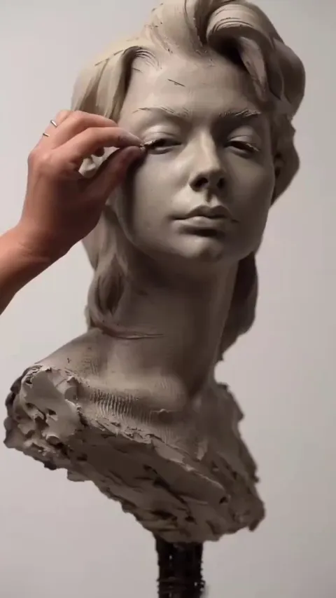 Hyper Realistic Clay Sculpting