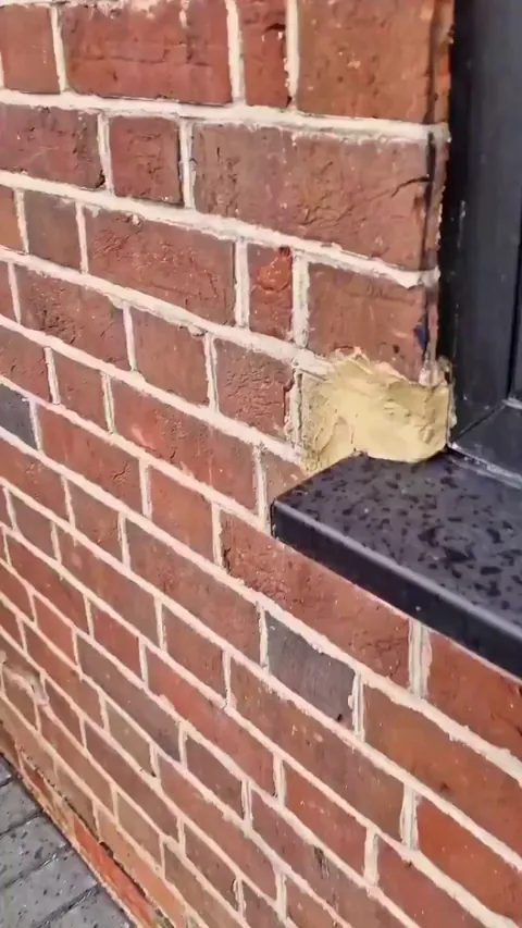 Satisfying brick repair