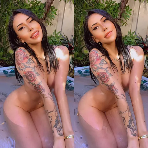 Dive into desire [oc]