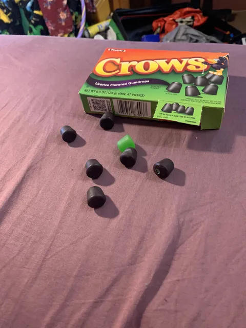 My box of crows came with a dot