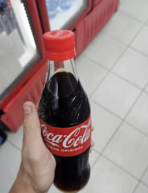 Apparently Mexico has glass bottles with screw caps.