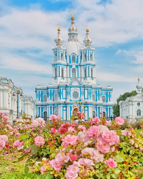 Churches and cathedrals of Saint Petersburg and its suburbs
