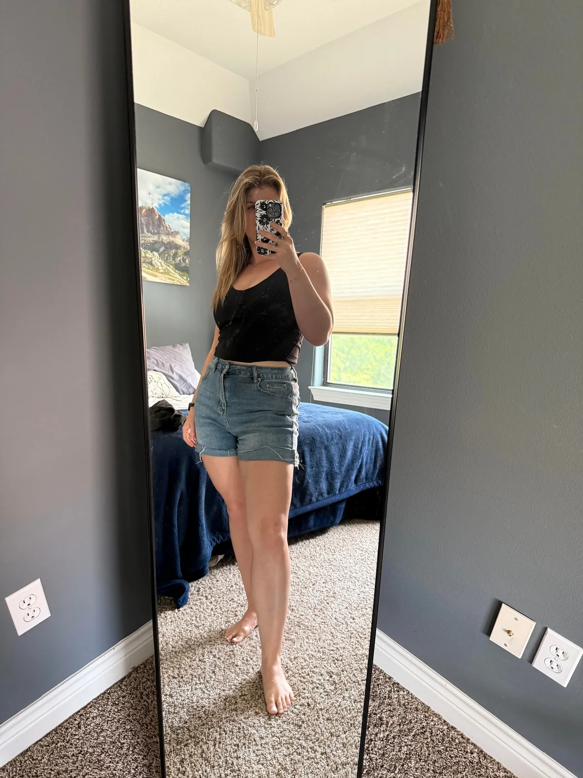 Second Date: Outfit for a brewery and dinner. Help!