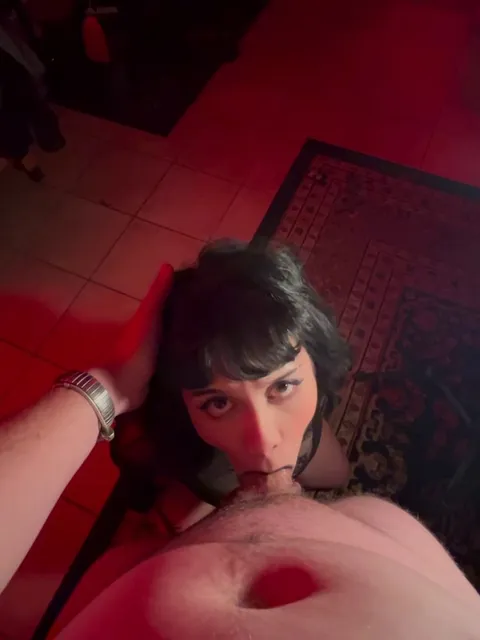 Goth girls spend a lot of time on their knees lol