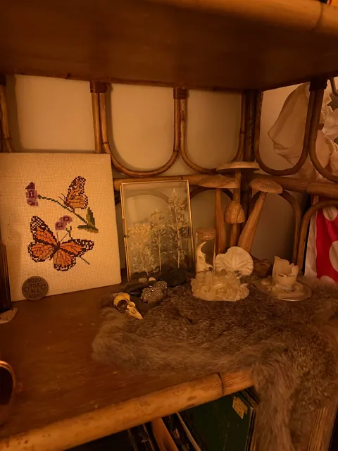 A little corner in my bedroom 🫶🏻