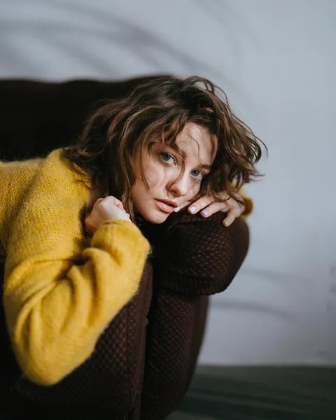 ITAP of a girl on the couch [portrait]