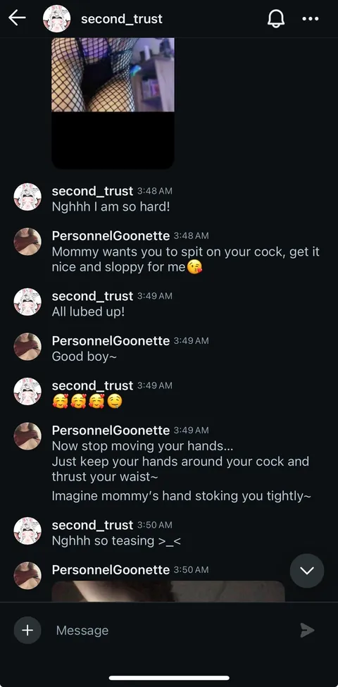 I just couldn’t resist suck weak prey~