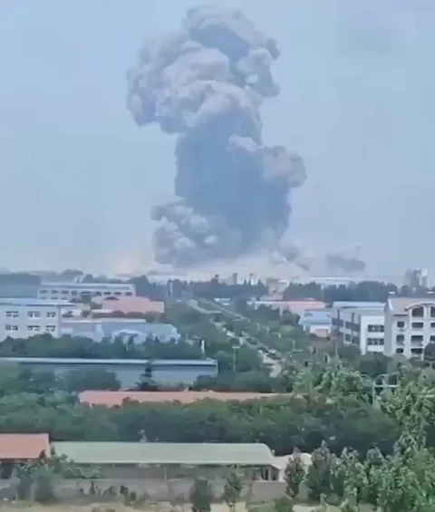 Explosion and fire in the Shandong Youdao Chemical plant, which is the world's largest producer of the pesticide "Chlorpyrifos", in Eastern China today. No casualties reported.