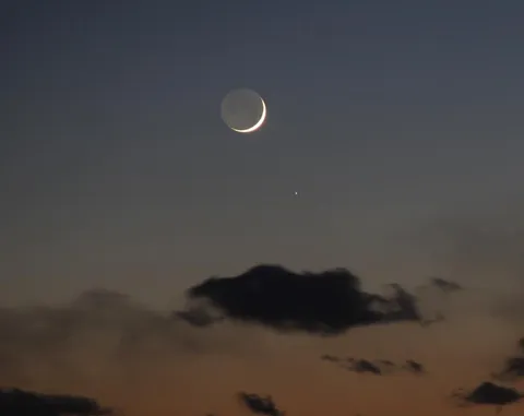 Moon-Saturn conjunction