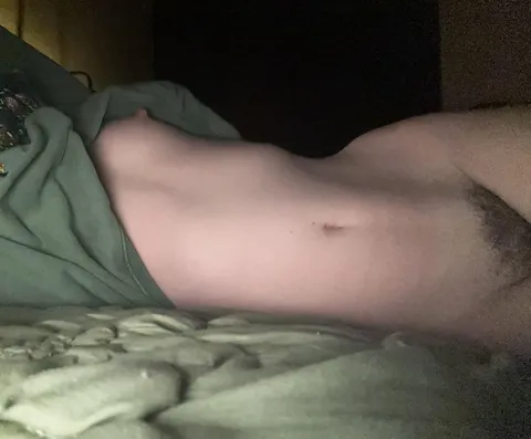 being a little whore online again😇