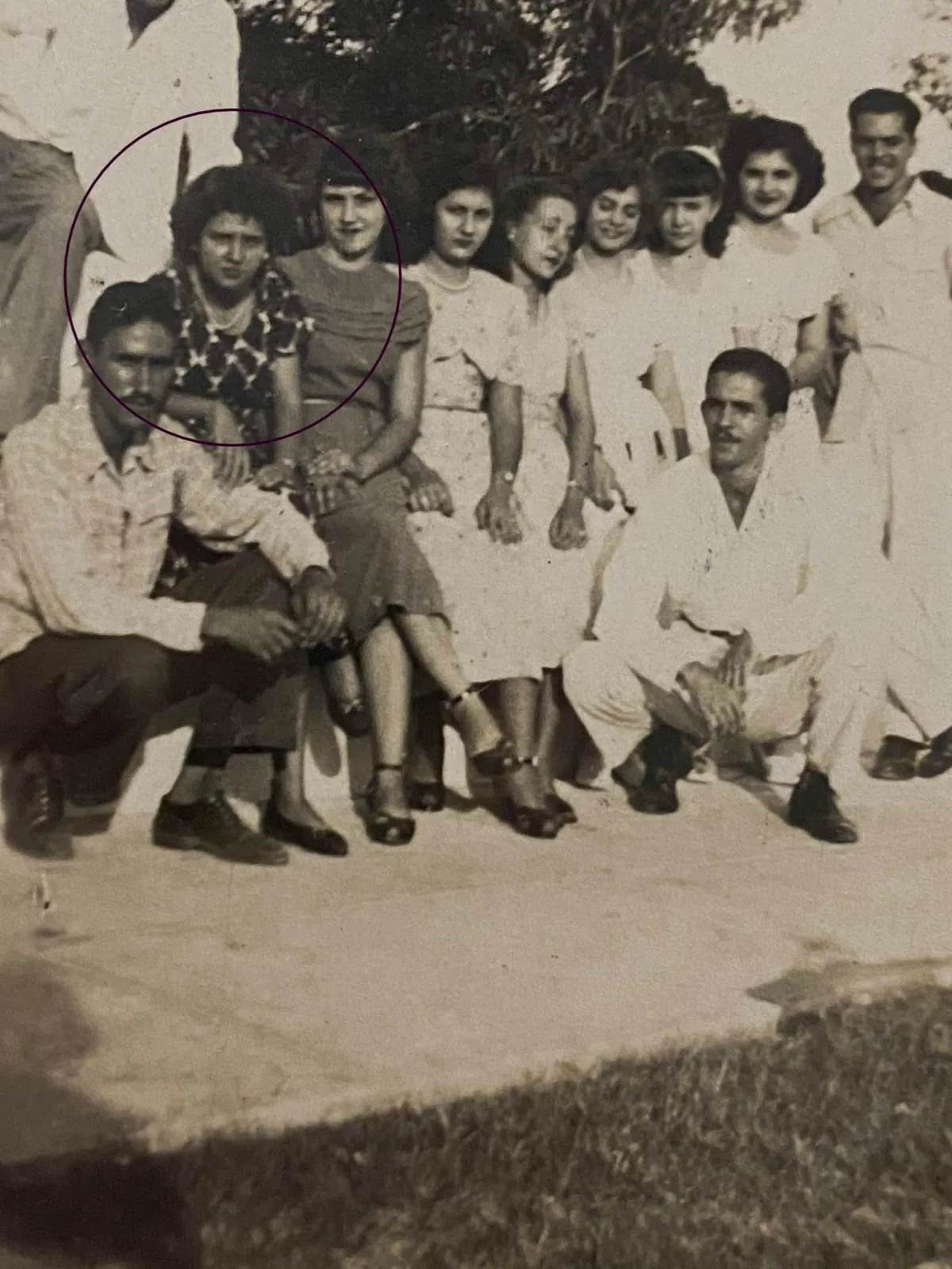 My adoptive mother in 1940s–50s Camagüey, Cuba — timeless beauty and grace 🌹🇨🇺