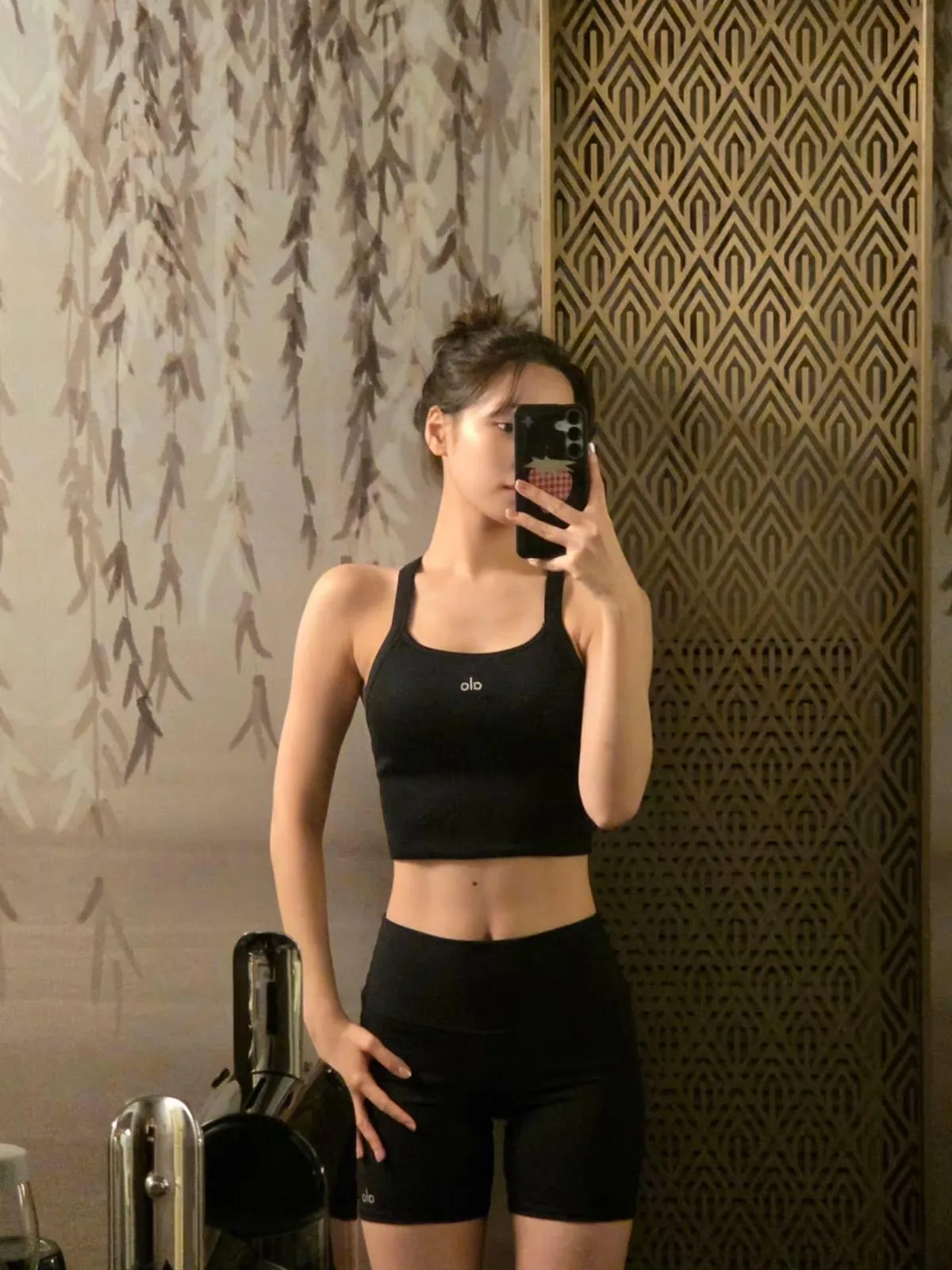 LE SSERAFIM - Chaewon