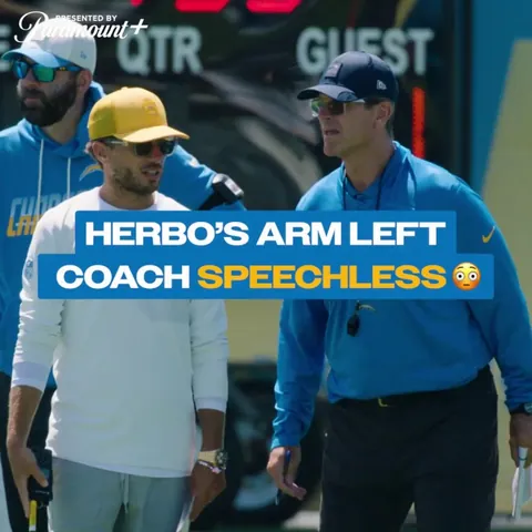 [Highlight] Mike McDaniel’s reaction to a Justin Herbert throw at training camp: “Wow. That’s f*cked up. What in the world is that?”
