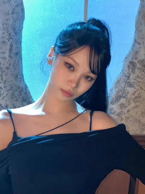 LE SSERAFIM - Chaewon
