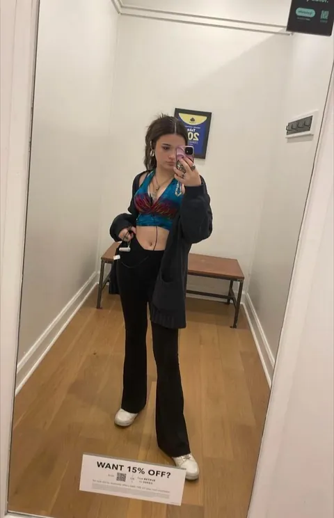 Cute me vs slut me ☺️☺️