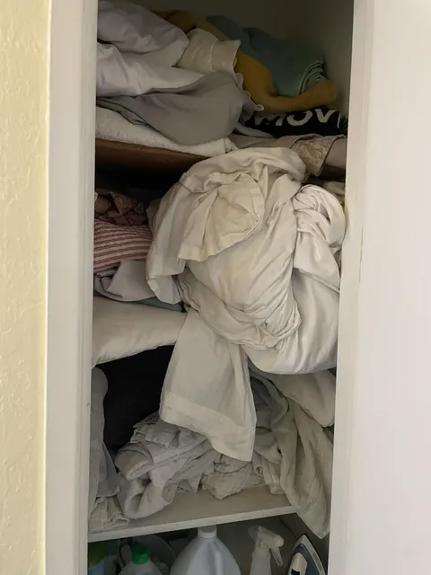 My husband’s attempt to fold a fitted sheet. 