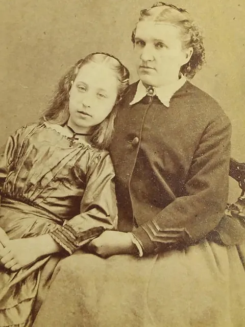 Postmortem photographs from the mid-19th century to the early 20th century showing how families preserved memories of their loved ones when photography was still a new and rare art