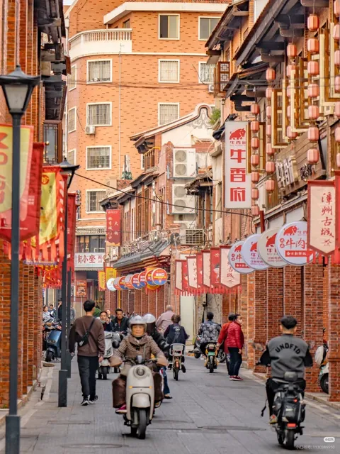 Any fans of Chinese Minnan architecture here?